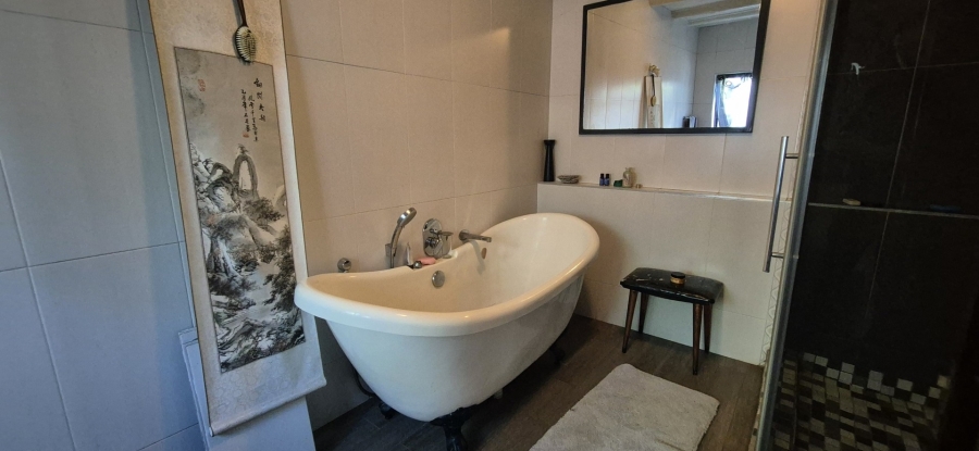 4 Bedroom Property for Sale in Morning Star Western Cape